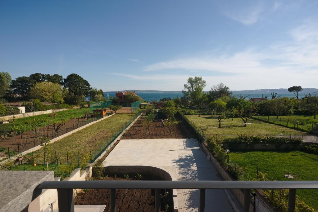 Casa Vacanze I Melograni Trevignano Romano Cameră foto